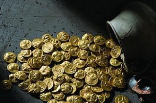Name:  Greek gold coins hoard.jpg
Views: 15765
Size:  18.8 KB